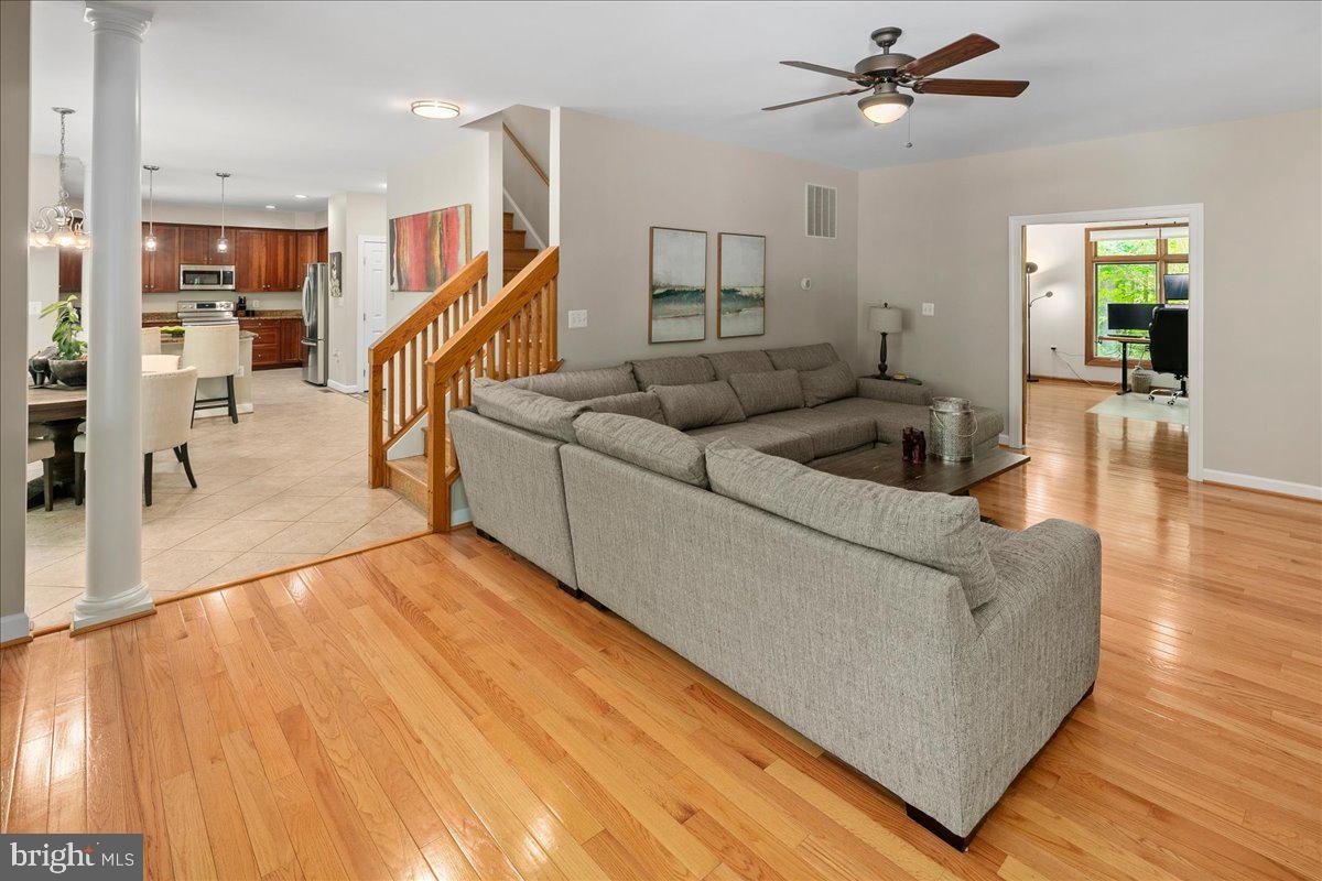 RIVER BEND - Residential
