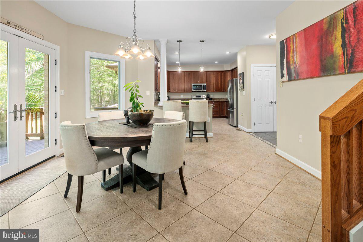 RIVER BEND - Residential