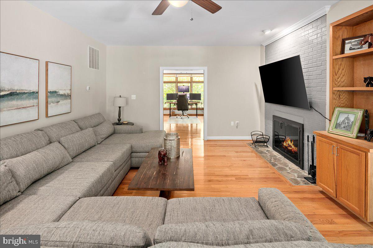 RIVER BEND - Residential