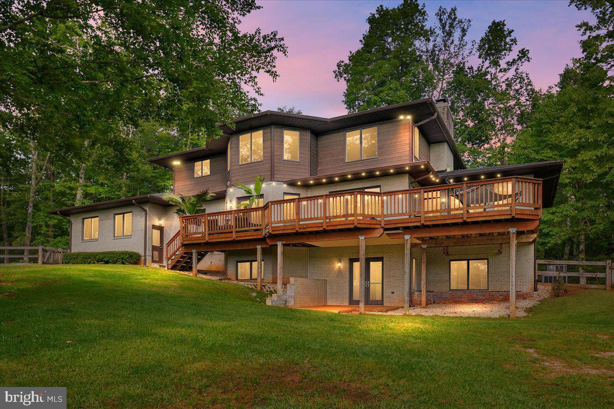 RIVER BEND - Residential