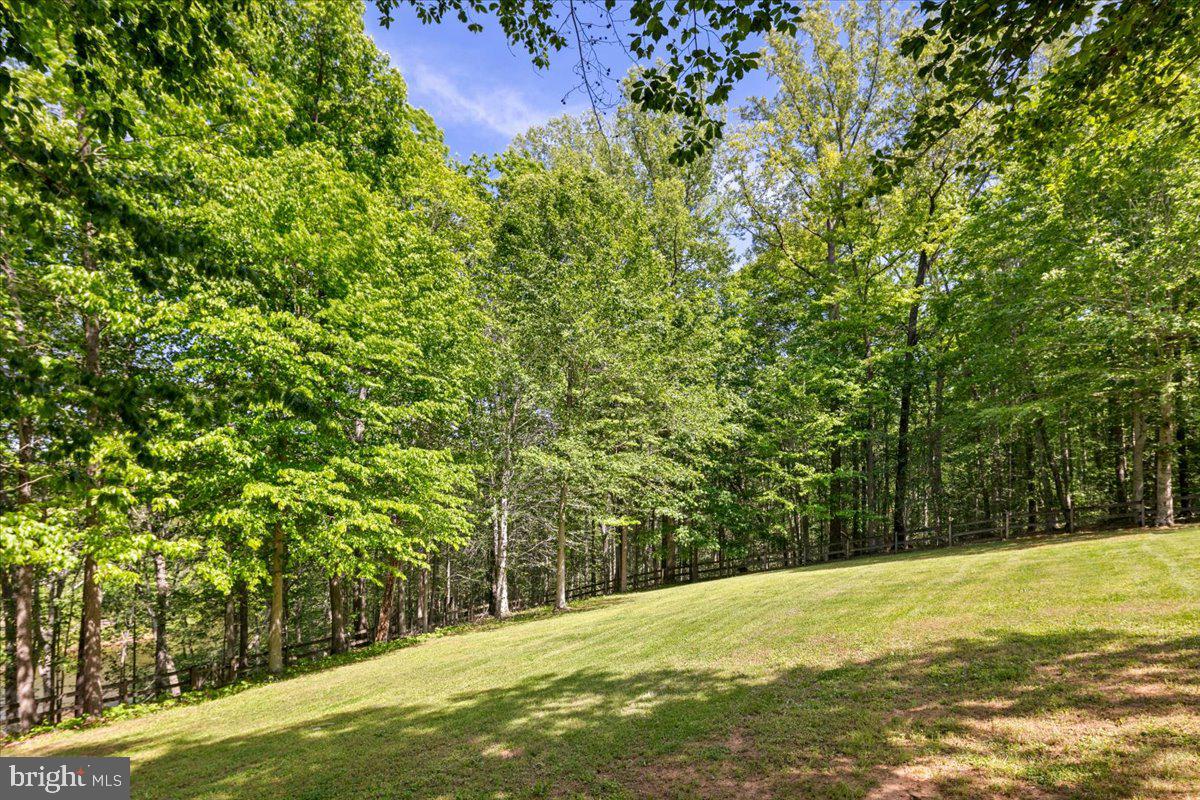 RIVER BEND - Residential