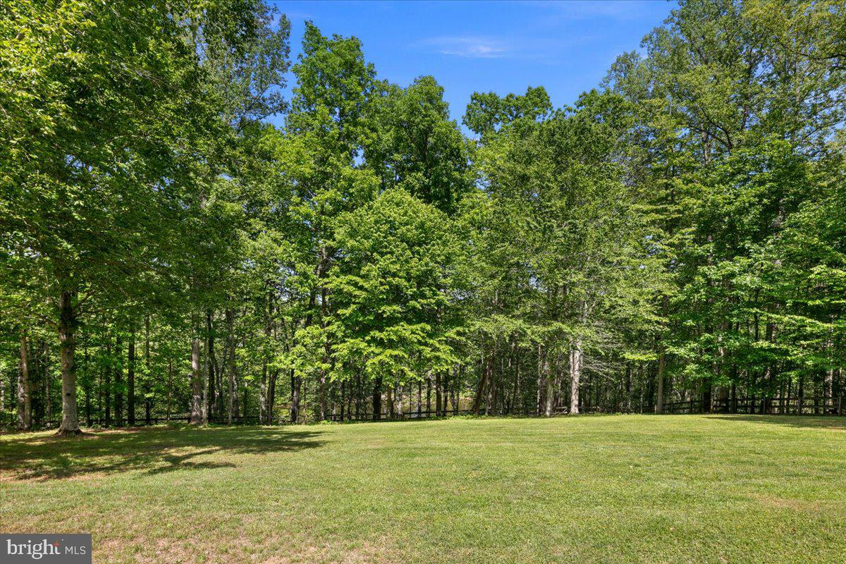 RIVER BEND - Residential