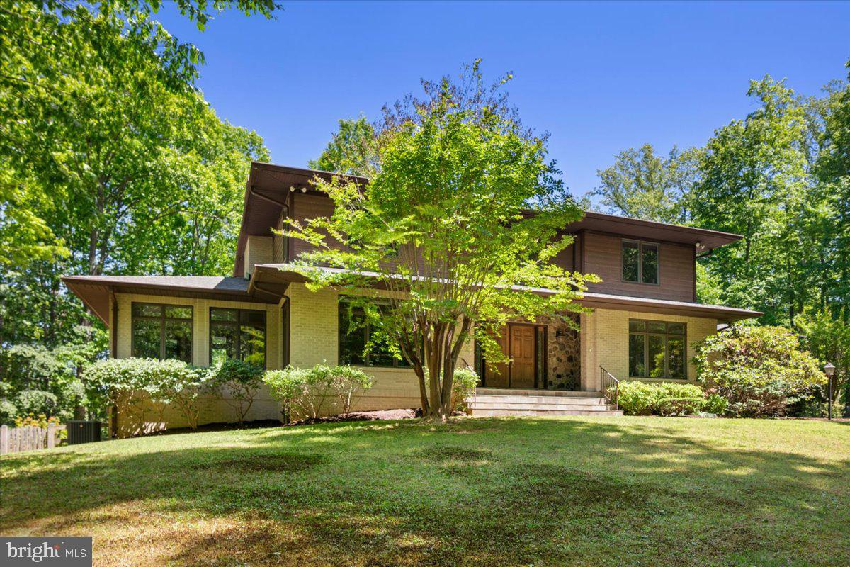 RIVER BEND - Residential