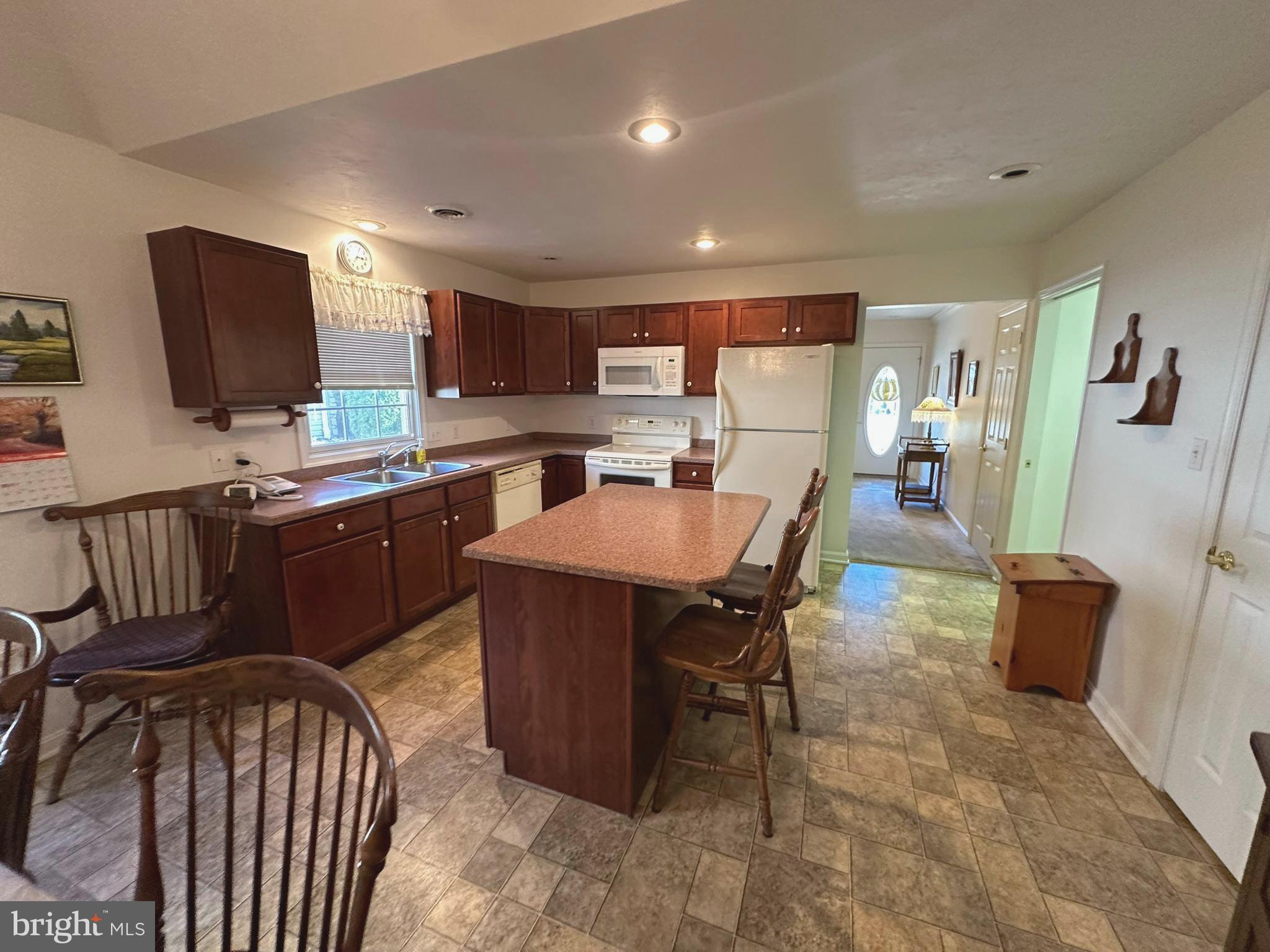 525 PARKVIEW LANE 113