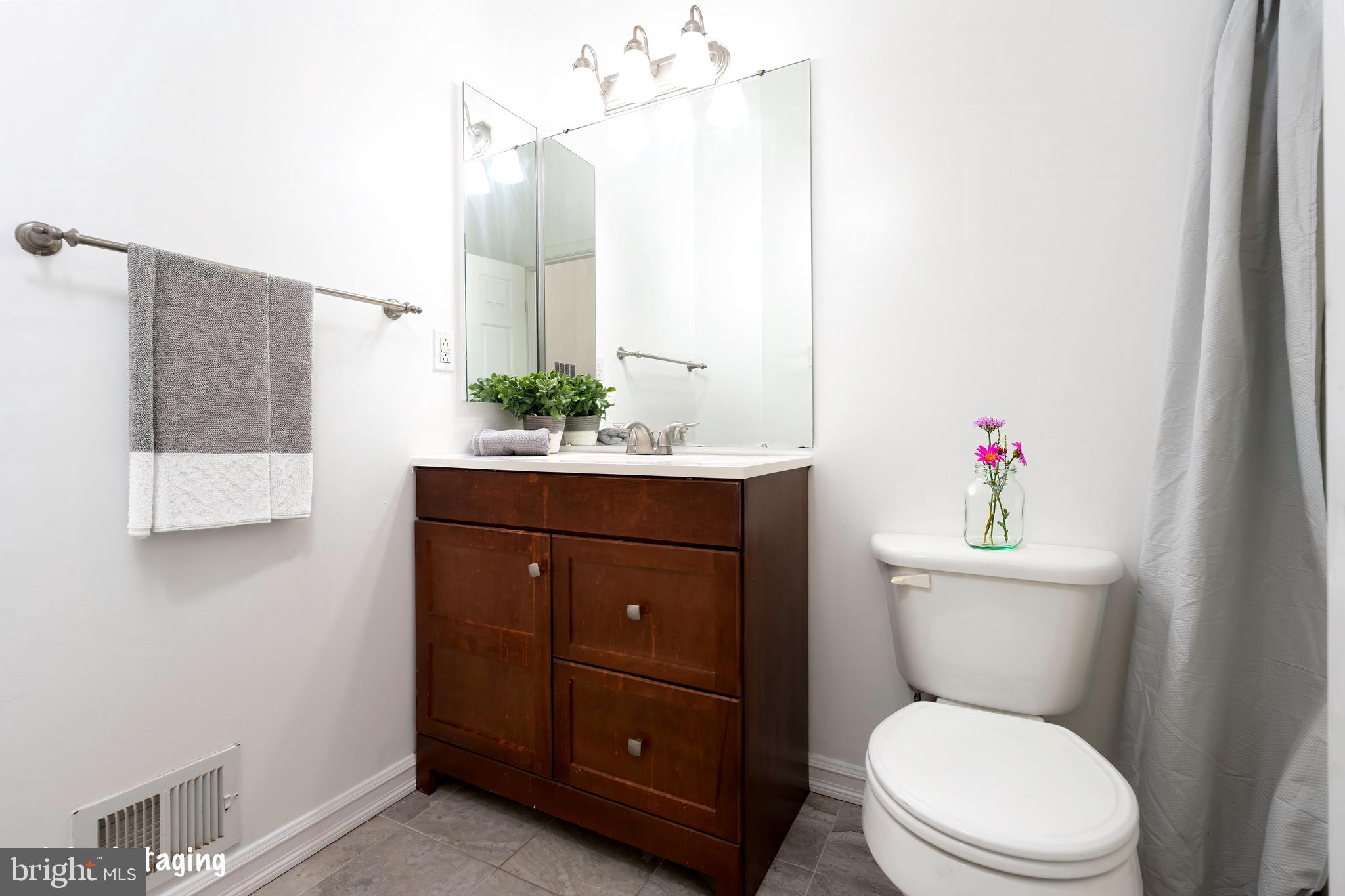 BALLENGER CREEK MEADOWS - Residential