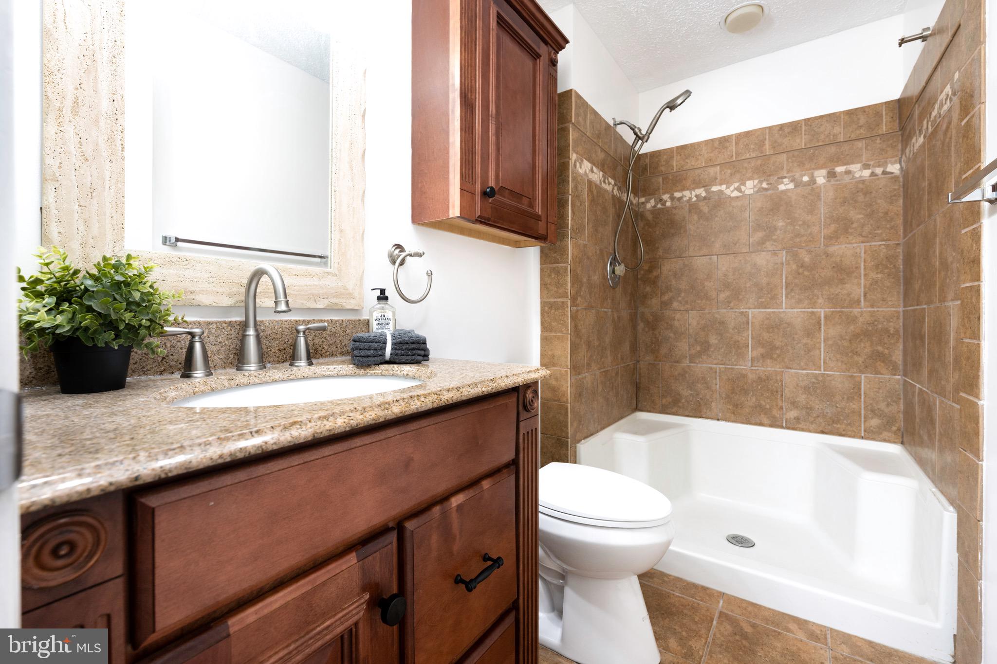 BALLENGER CREEK MEADOWS - Residential