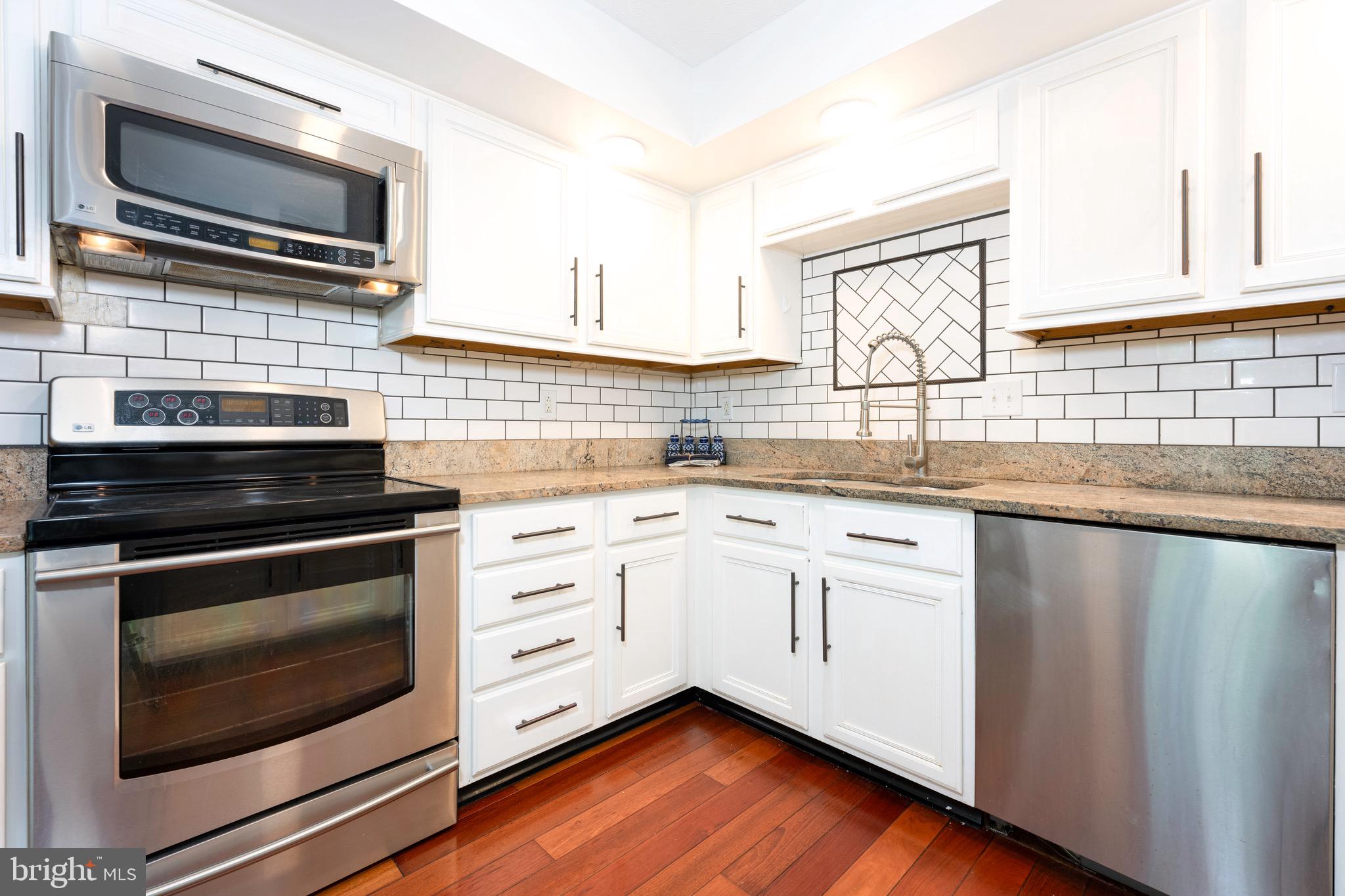 BALLENGER CREEK MEADOWS - Residential