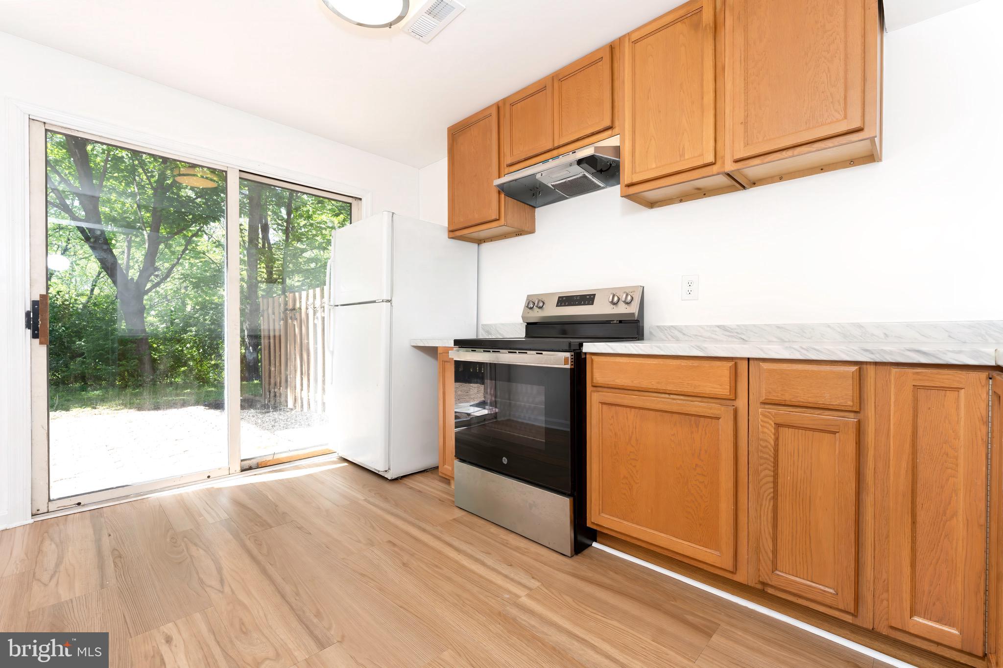 BALLENGER CREEK MEADOWS - Residential
