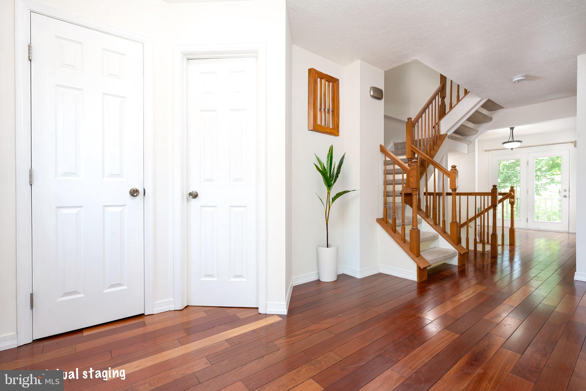 5490 PRINCE WILLIAM COURT