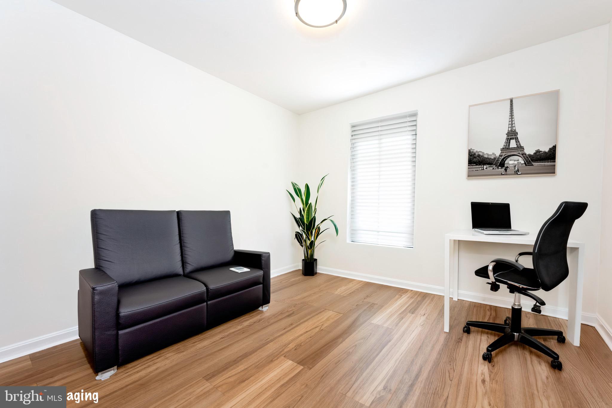 BALLENGER CREEK MEADOWS - Residential