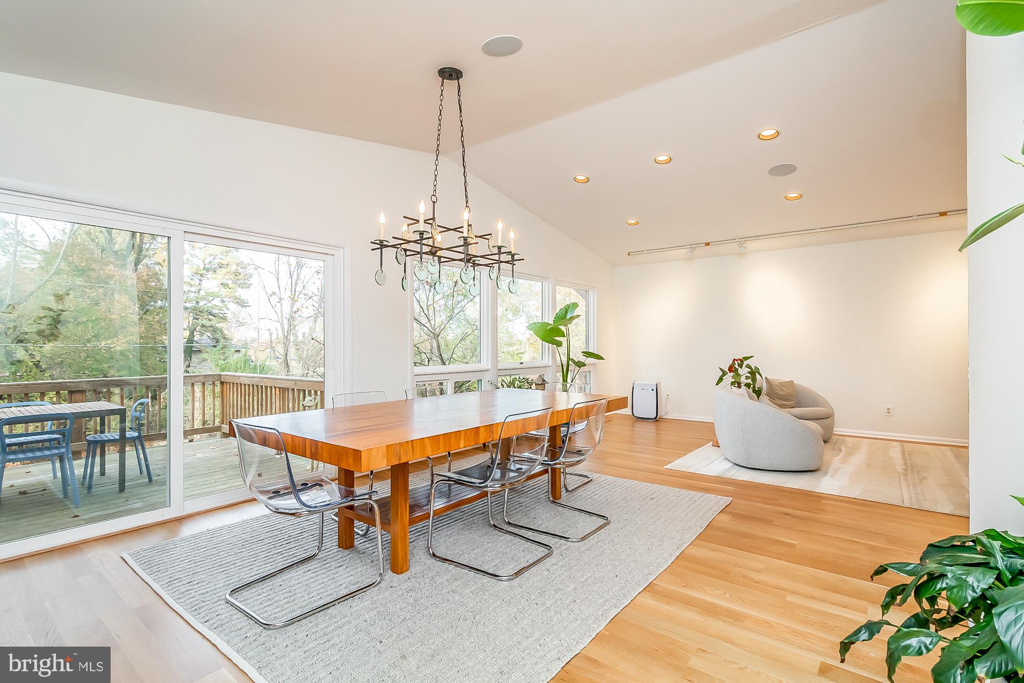 STEVENSON - Residential