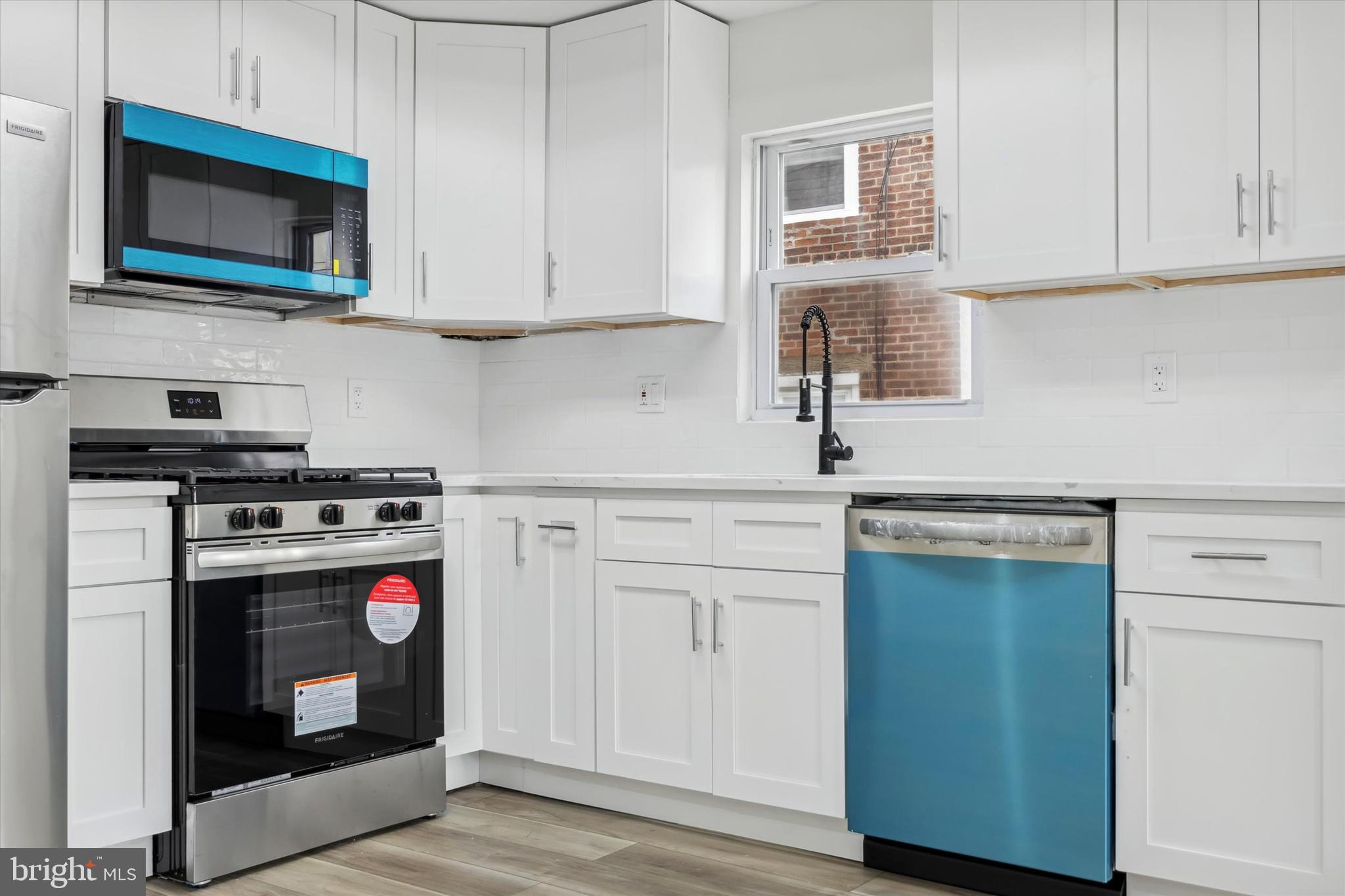 CLIFTON HEIGHTS - Residential