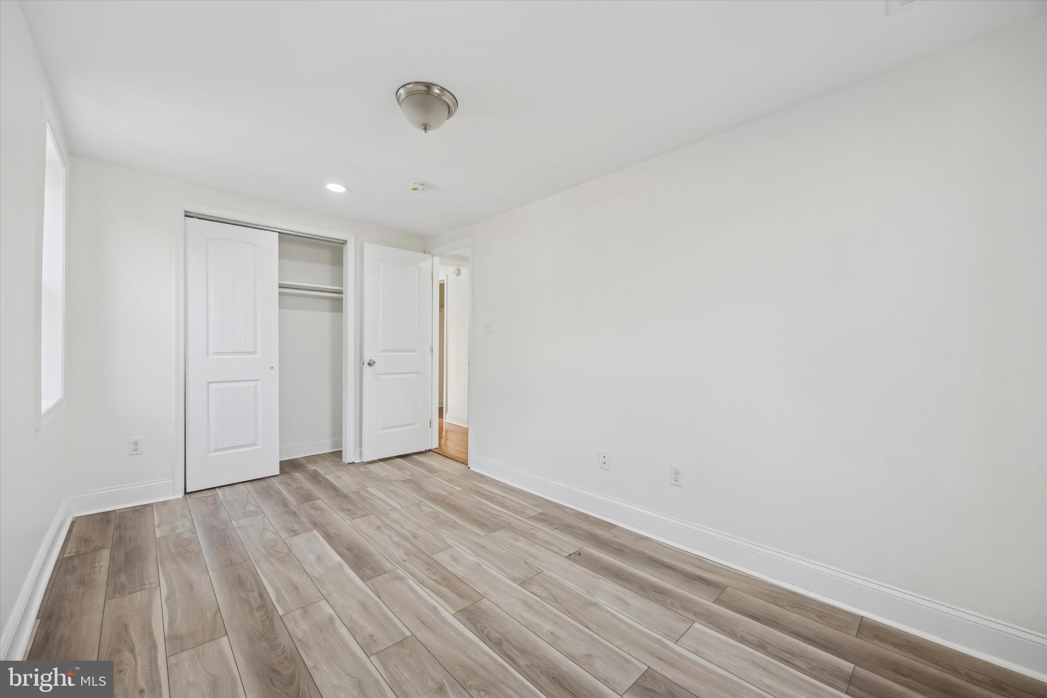 CLIFTON HEIGHTS - Residential