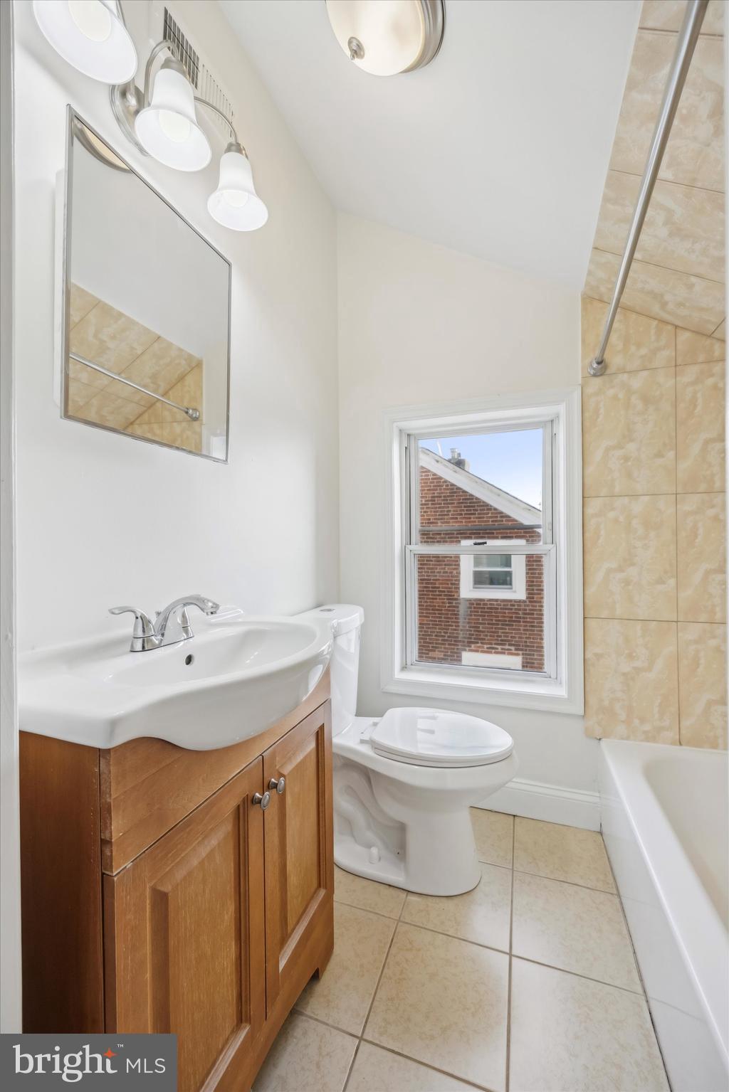 CLIFTON HEIGHTS - Residential