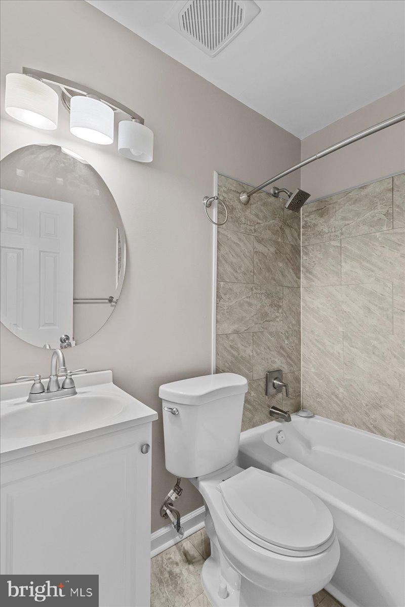 CRESTVIEW MANOR - Residential