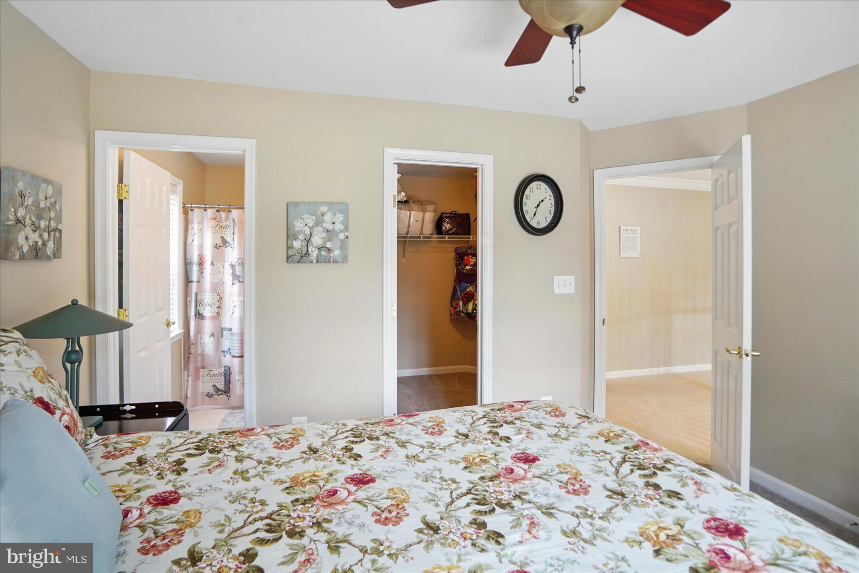 LOCH HAVEN MANOR - Residential