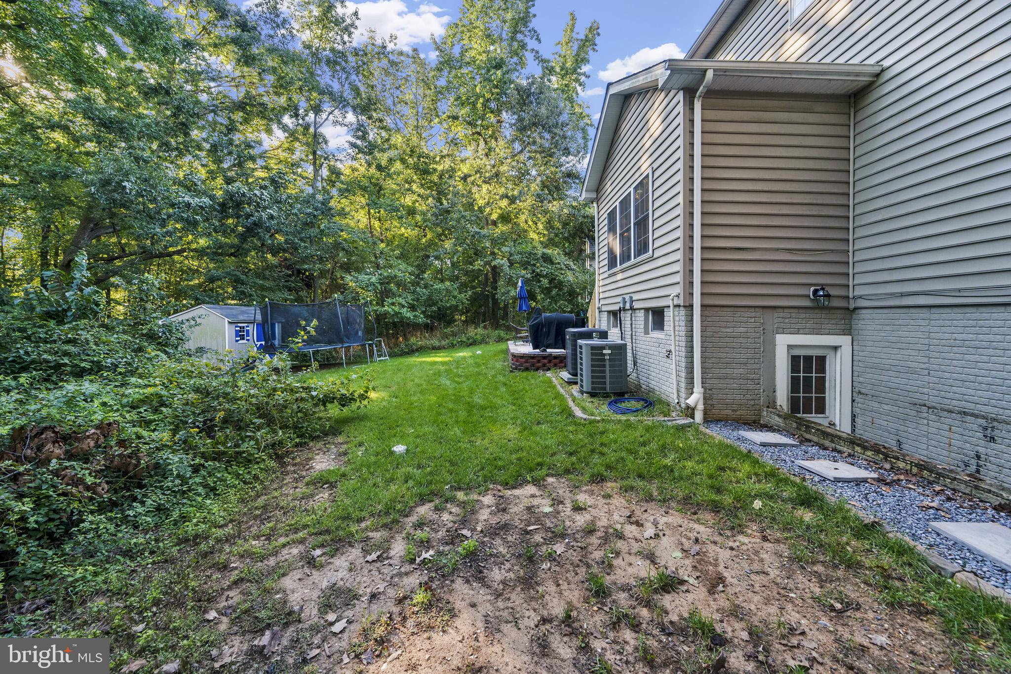 CLIFFTON ON THE POTOMAC - Residential