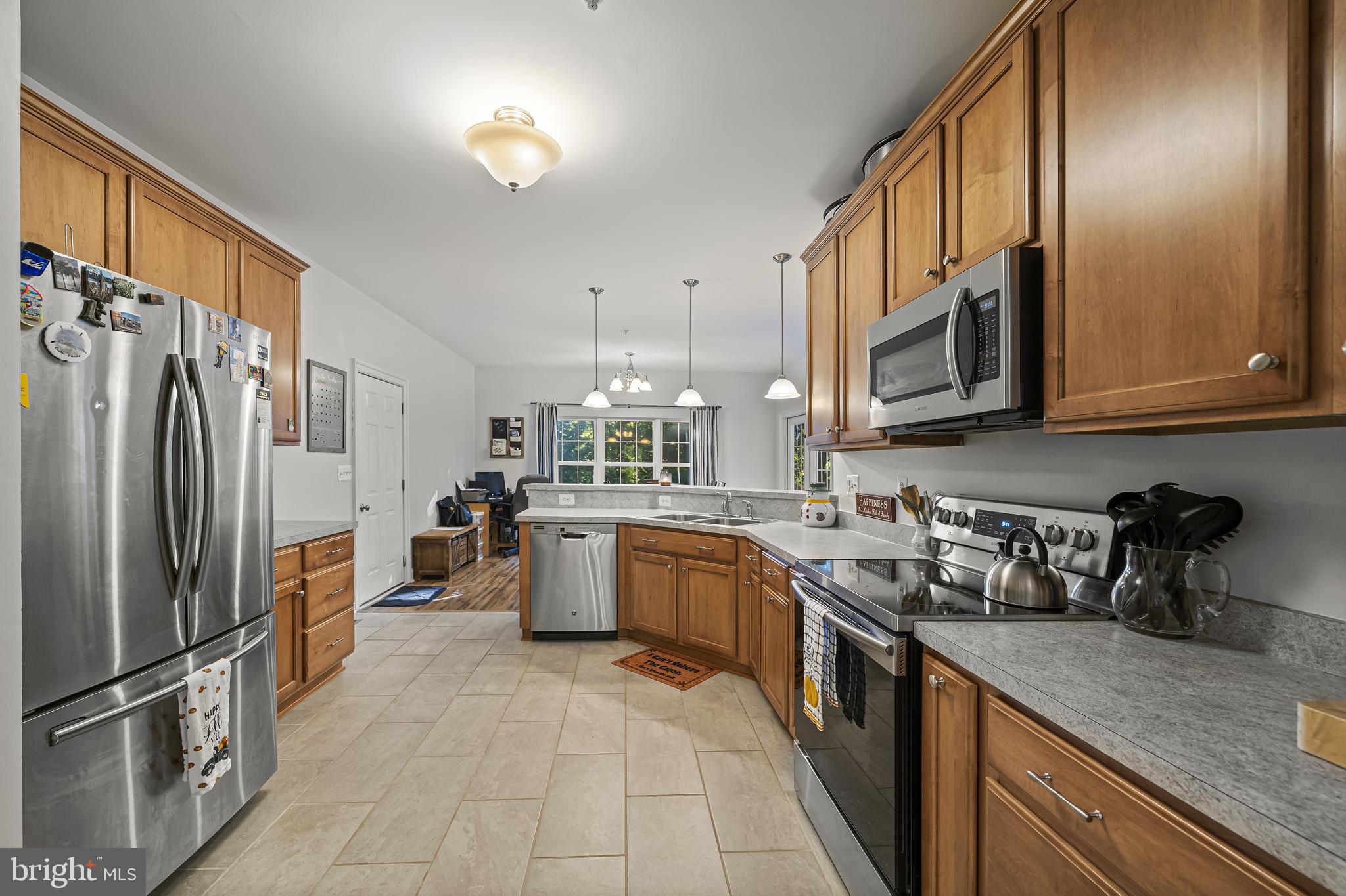 CLIFFTON ON THE POTOMAC - Residential