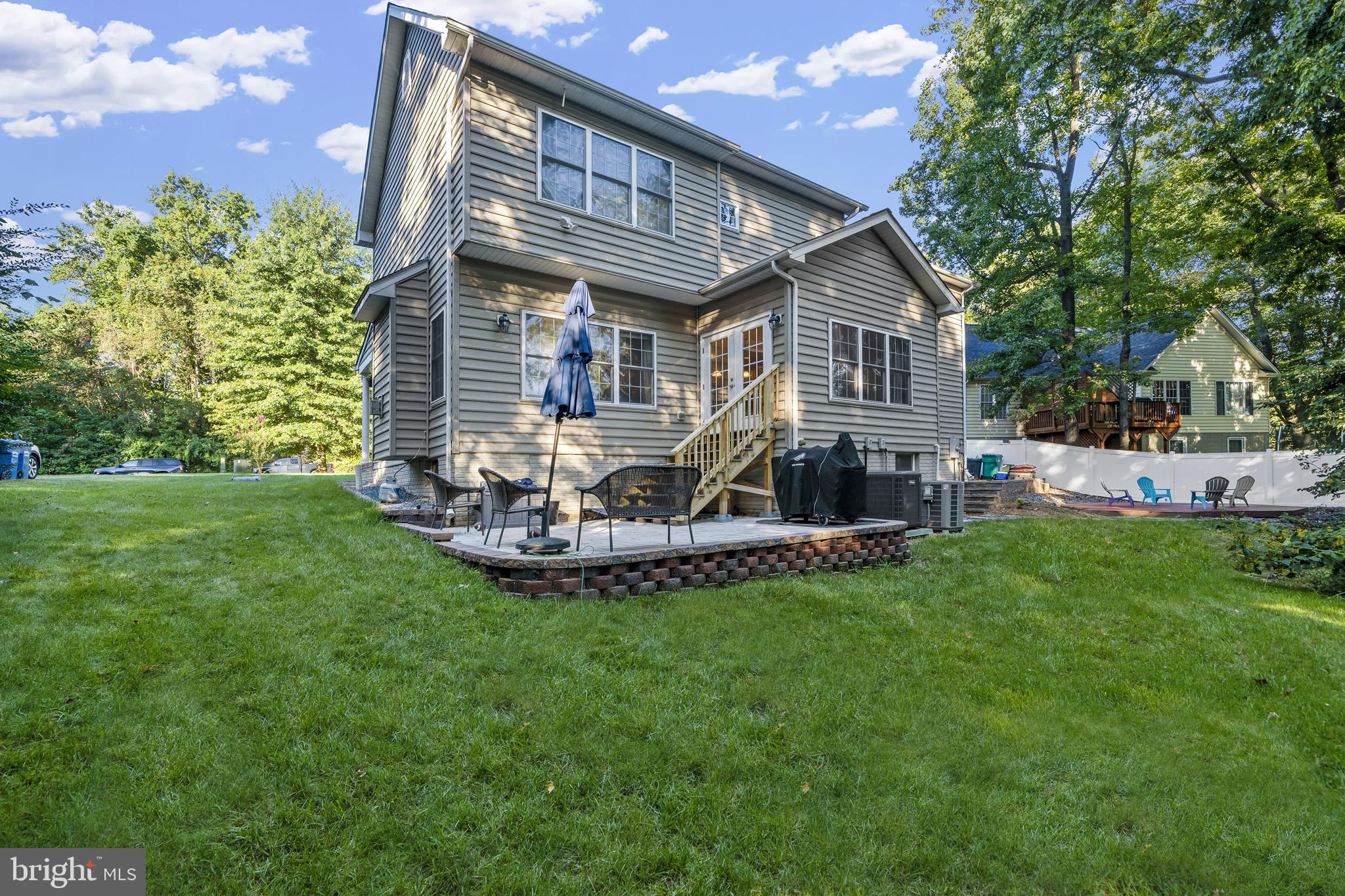 CLIFFTON ON THE POTOMAC - Residential