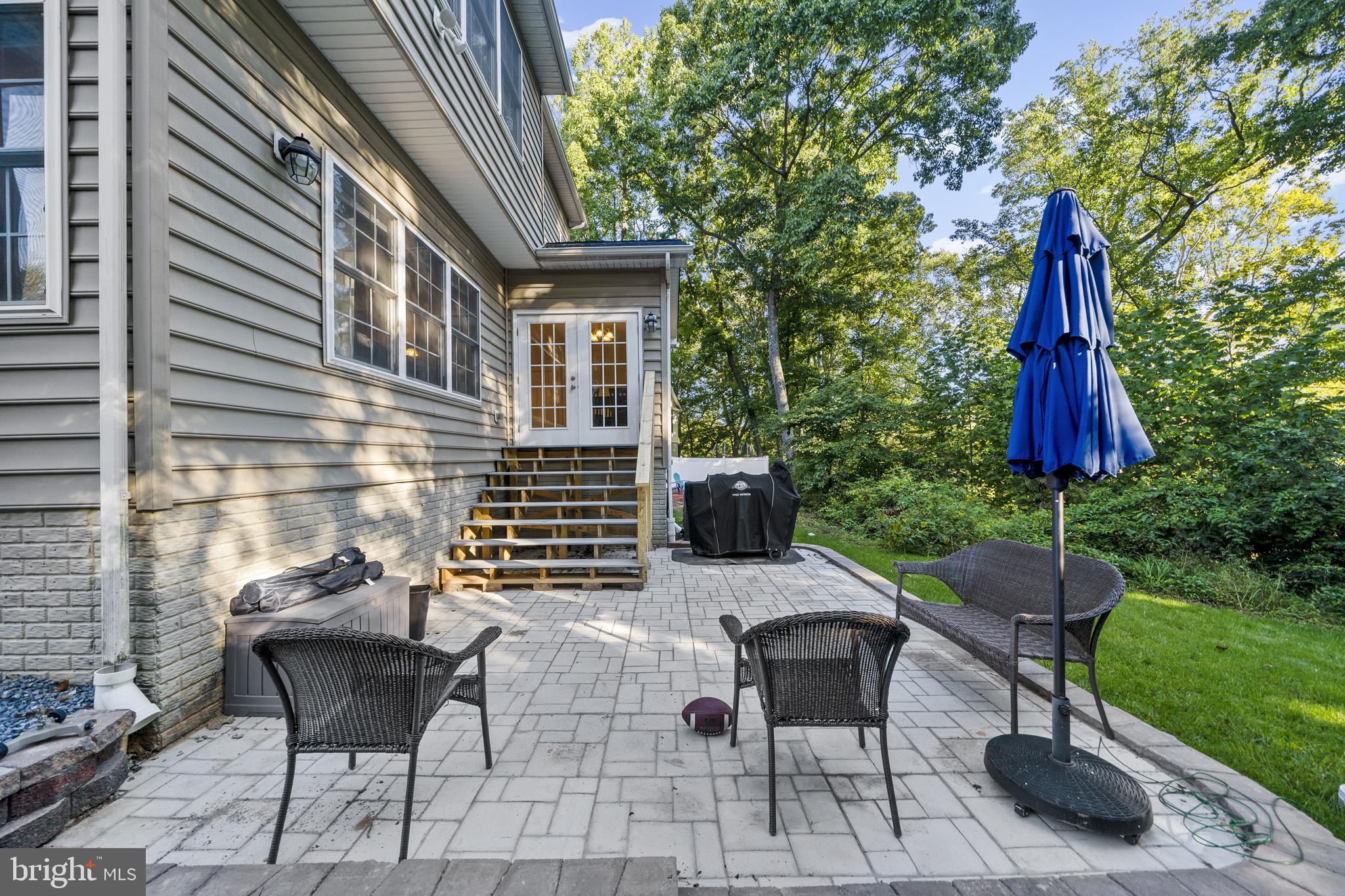 CLIFFTON ON THE POTOMAC - Residential