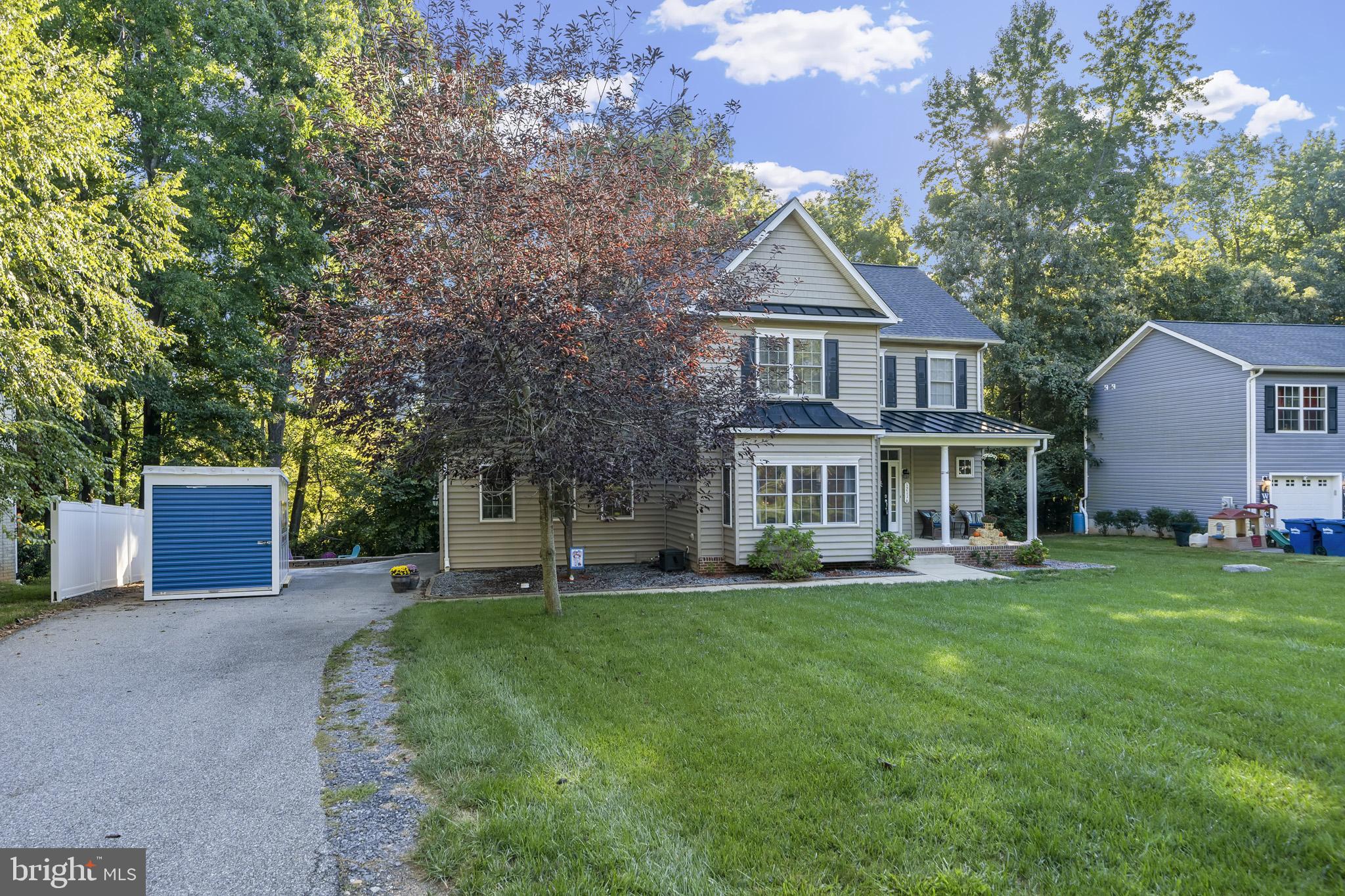 CLIFFTON ON THE POTOMAC - Residential