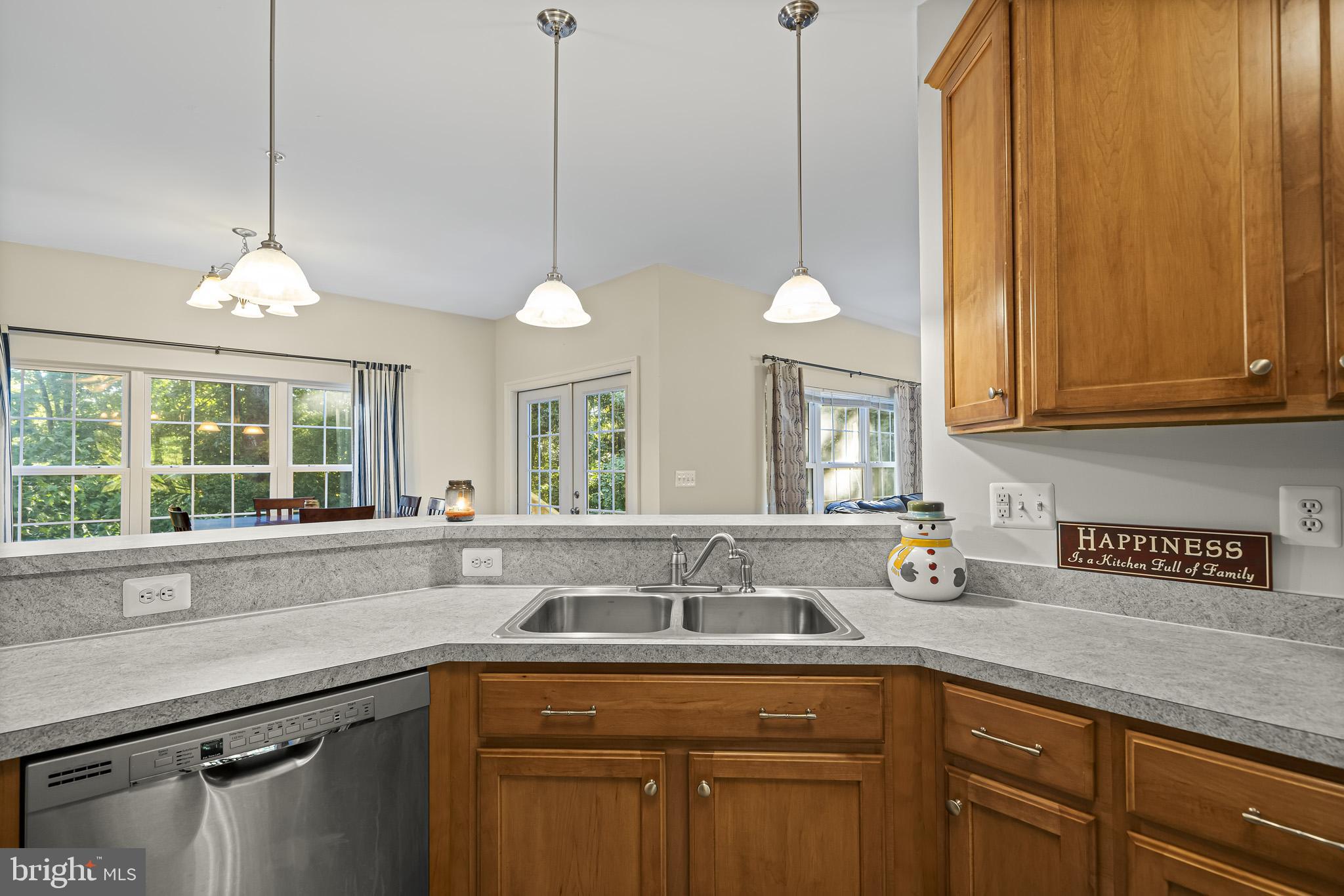 CLIFFTON ON THE POTOMAC - Residential