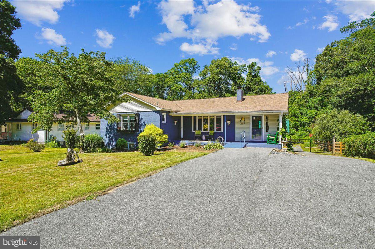 278 HILLSMERE DRIVE