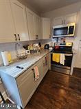 404 North George N GEORGE STREET B
