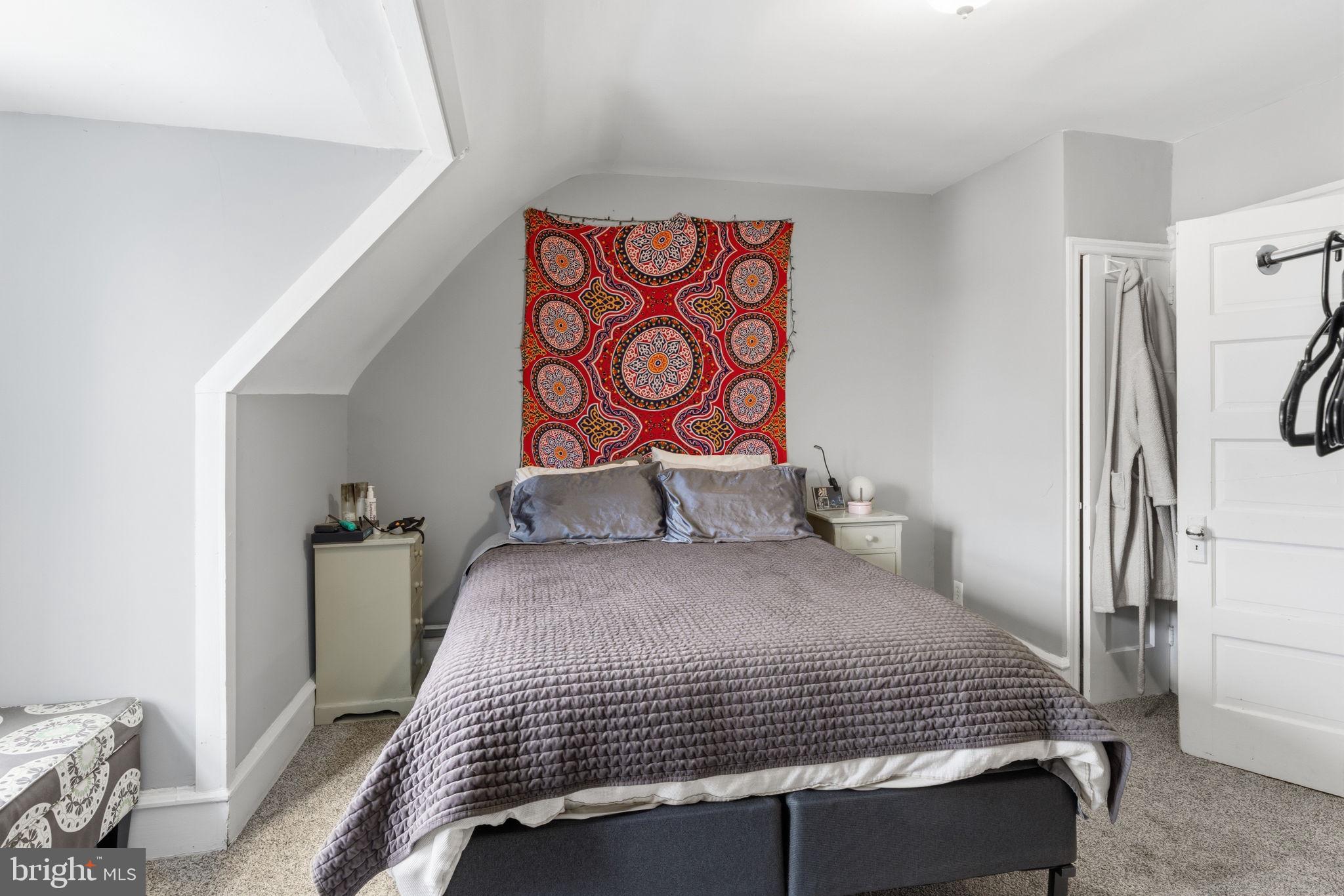 ROXBOROUGH - Residential Income