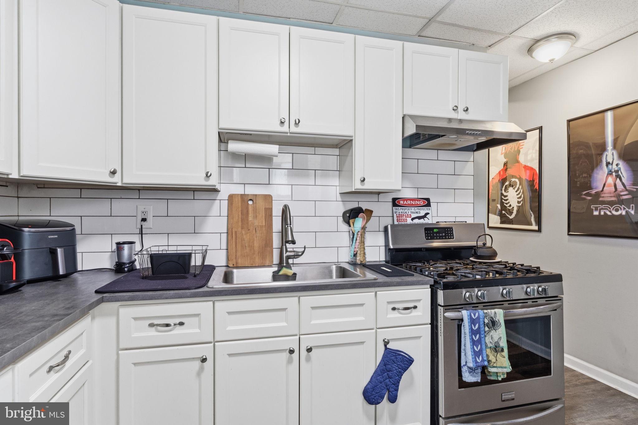 ROXBOROUGH - Residential Income