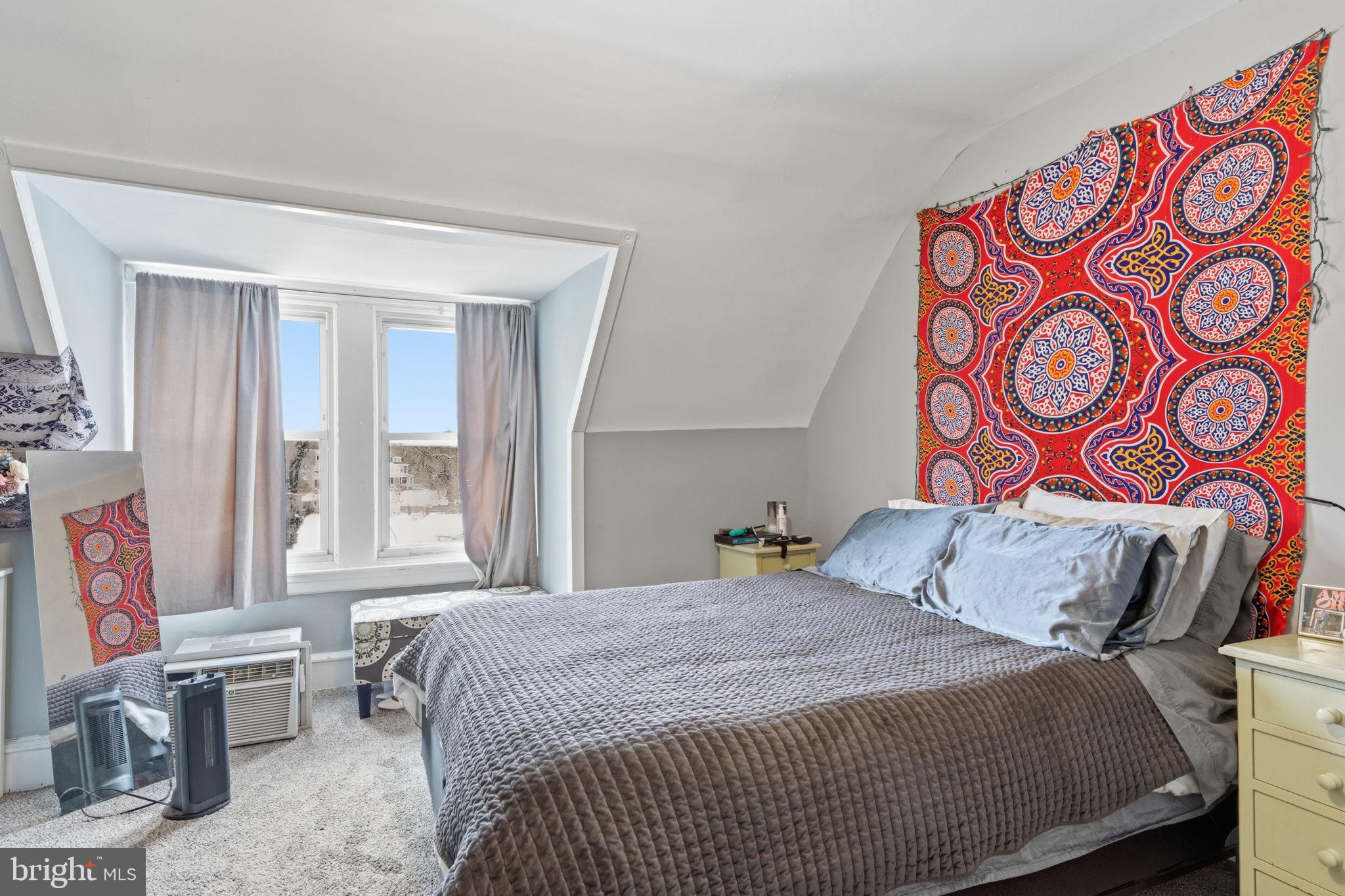 ROXBOROUGH - Residential Income