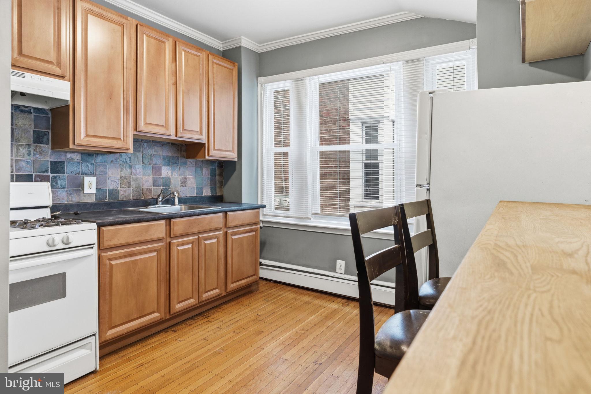 ROXBOROUGH - Residential Income