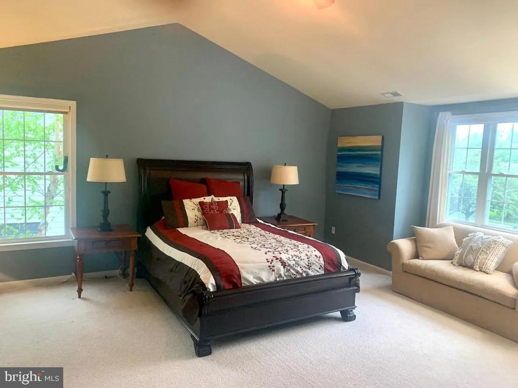 RIVERWALK - Residential Lease