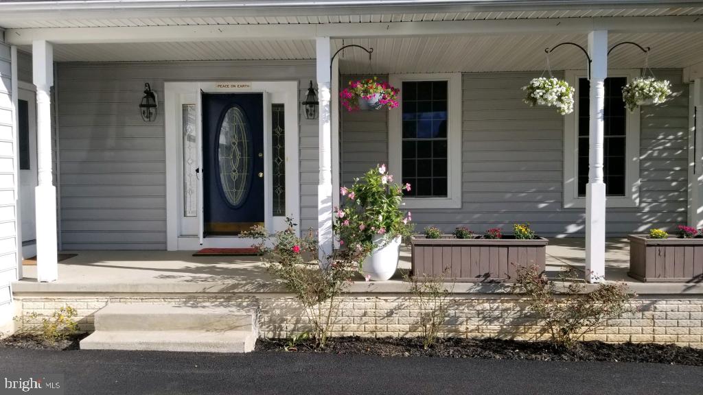 RIVERWALK - Residential Lease