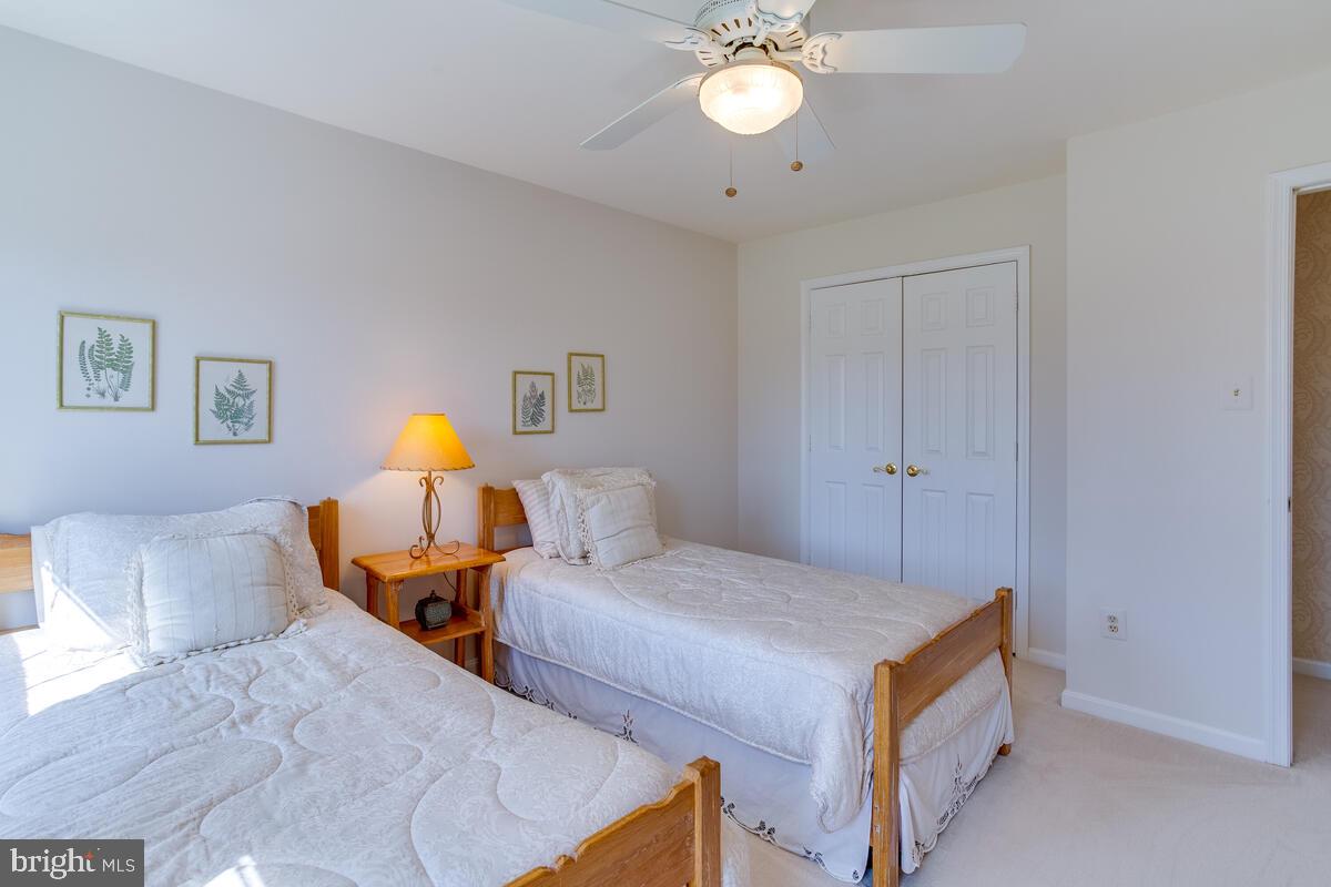 AMBER MEADOWS - Residential