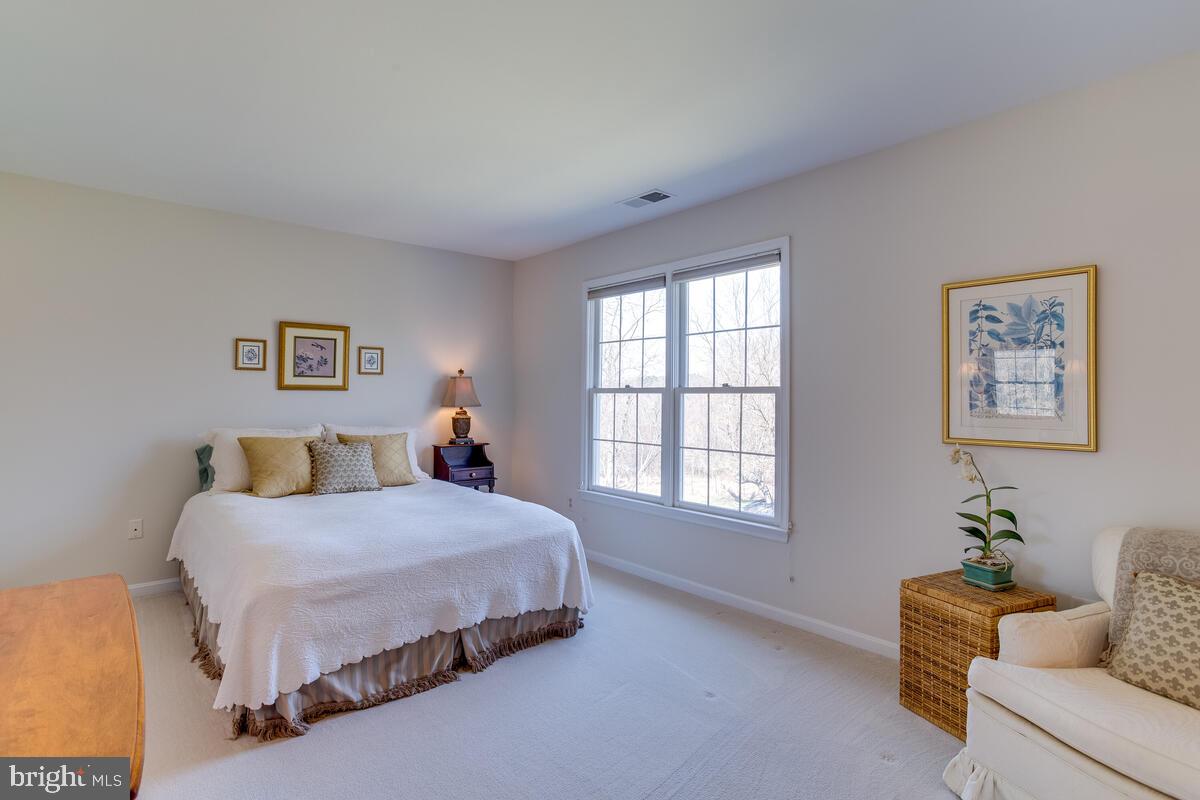 AMBER MEADOWS - Residential