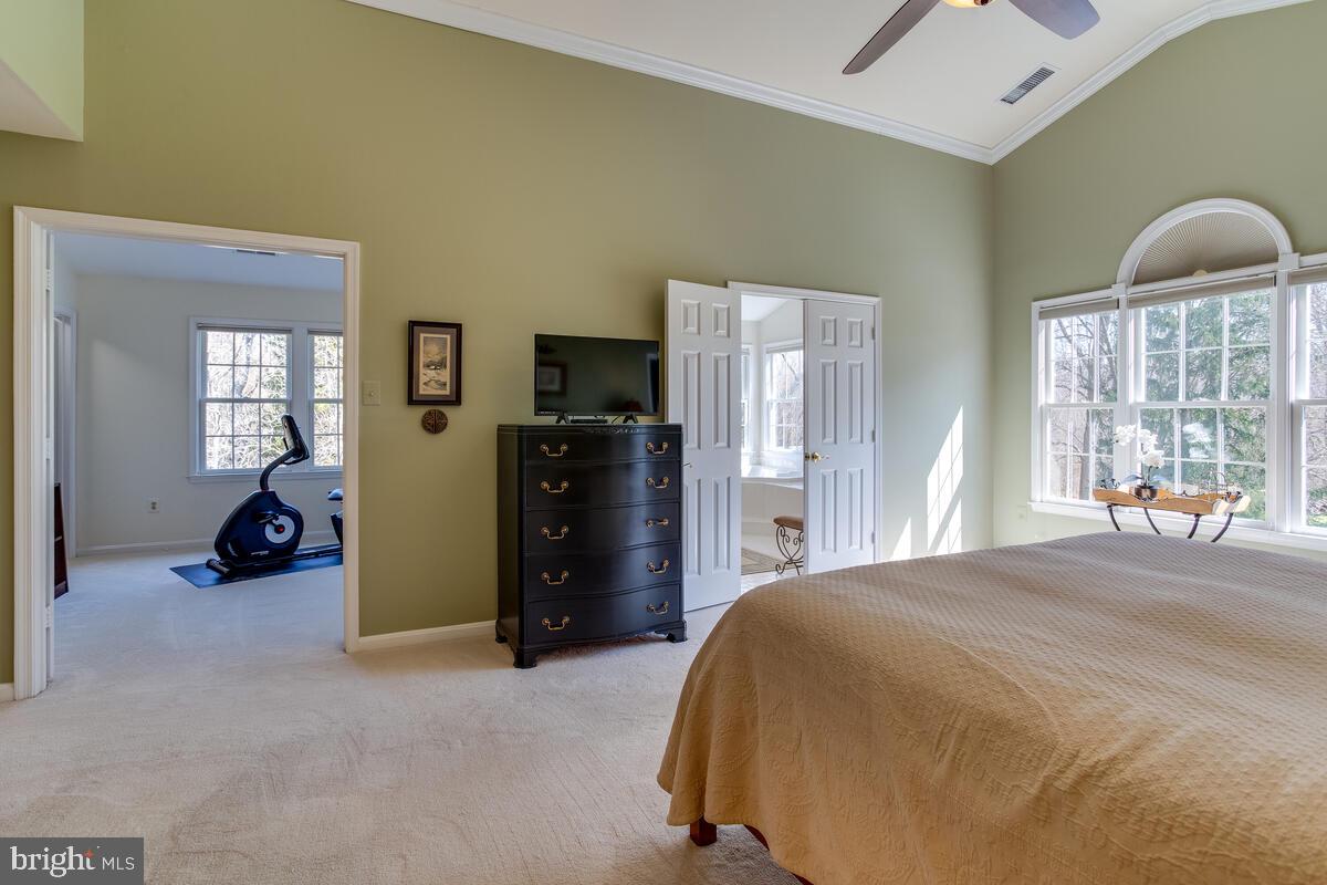 AMBER MEADOWS - Residential