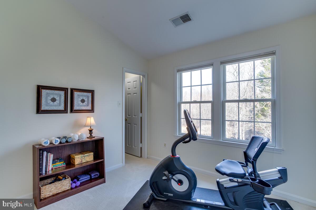 AMBER MEADOWS - Residential