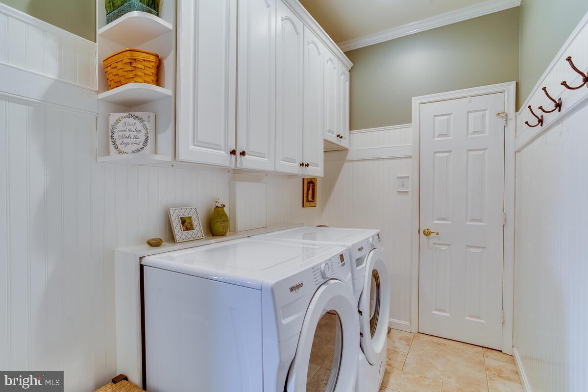 AMBER MEADOWS - Residential