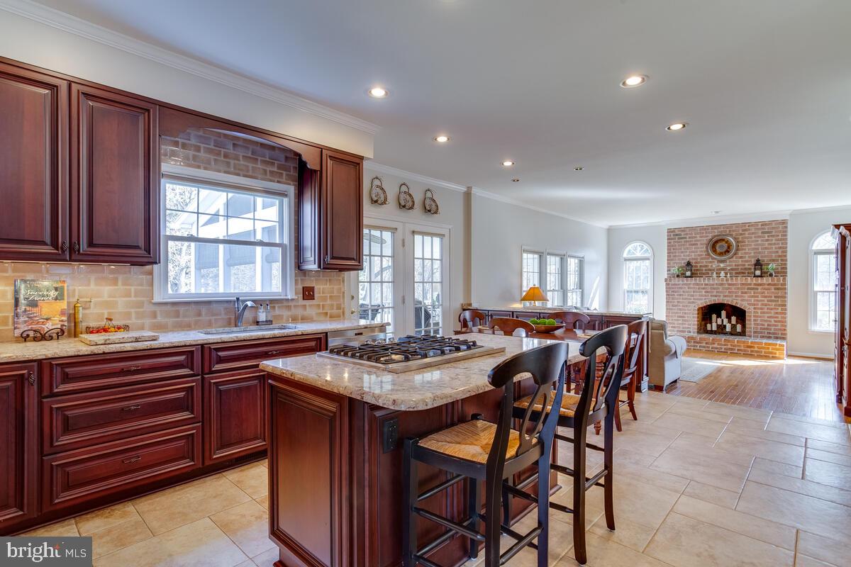 AMBER MEADOWS - Residential