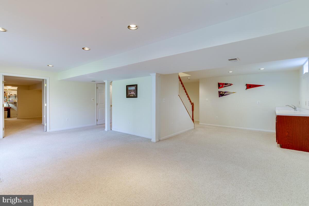 AMBER MEADOWS - Residential