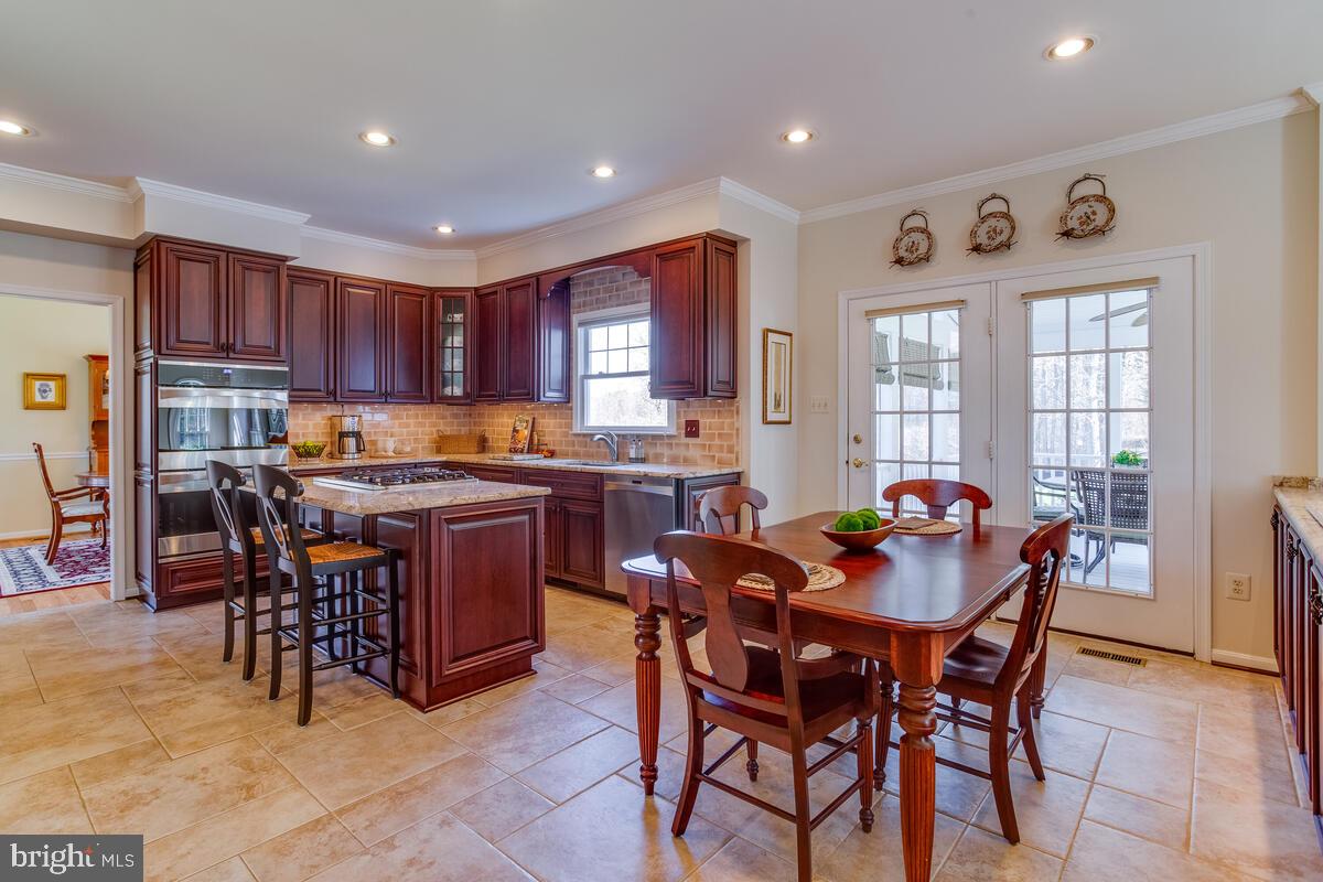 AMBER MEADOWS - Residential