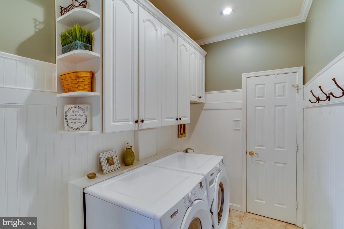 AMBER MEADOWS - Residential