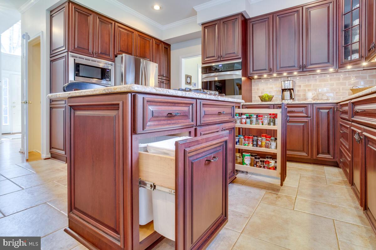 AMBER MEADOWS - Residential