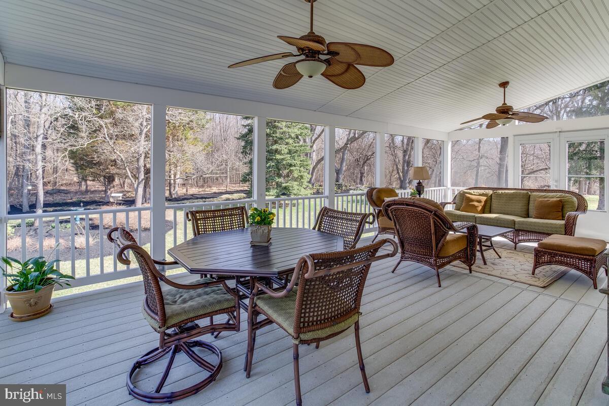 AMBER MEADOWS - Residential