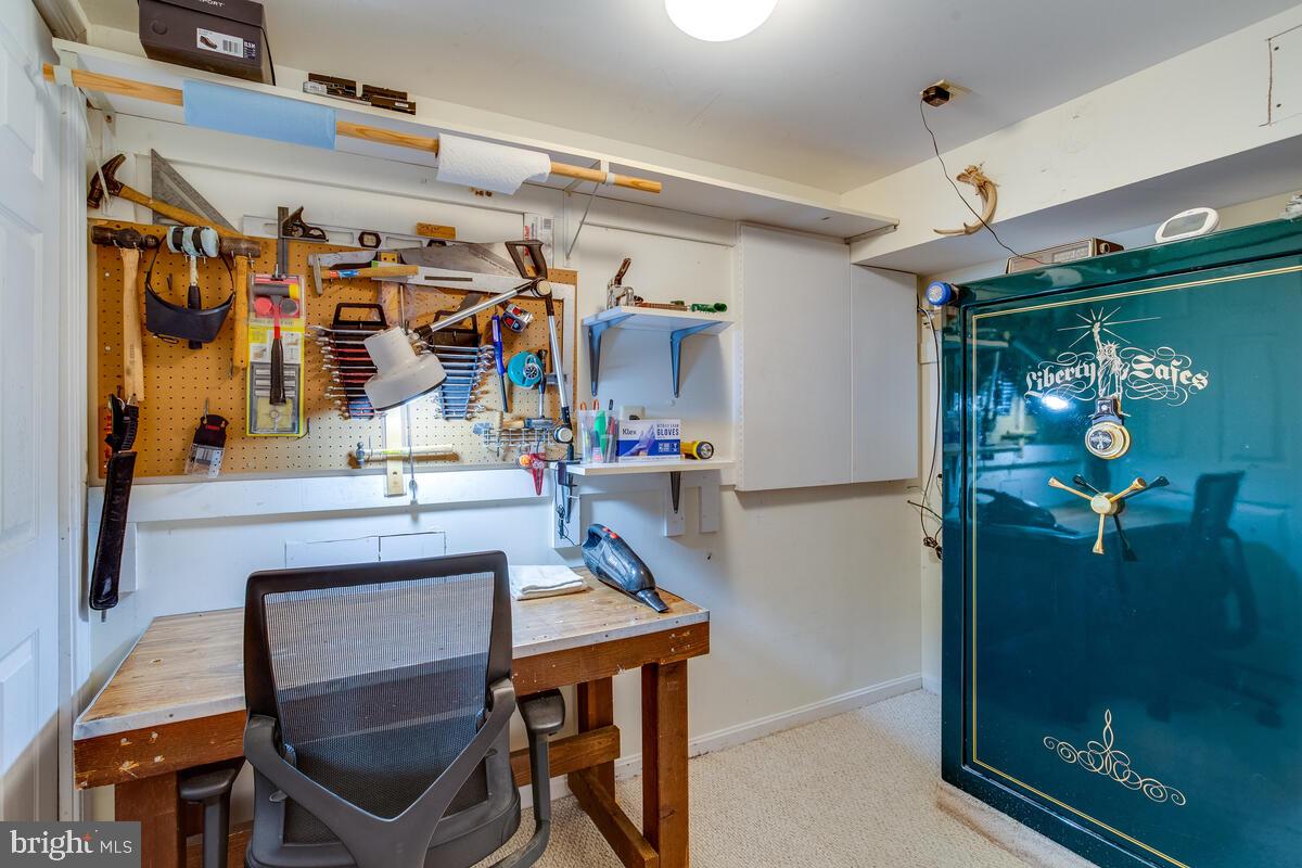 AMBER MEADOWS - Residential