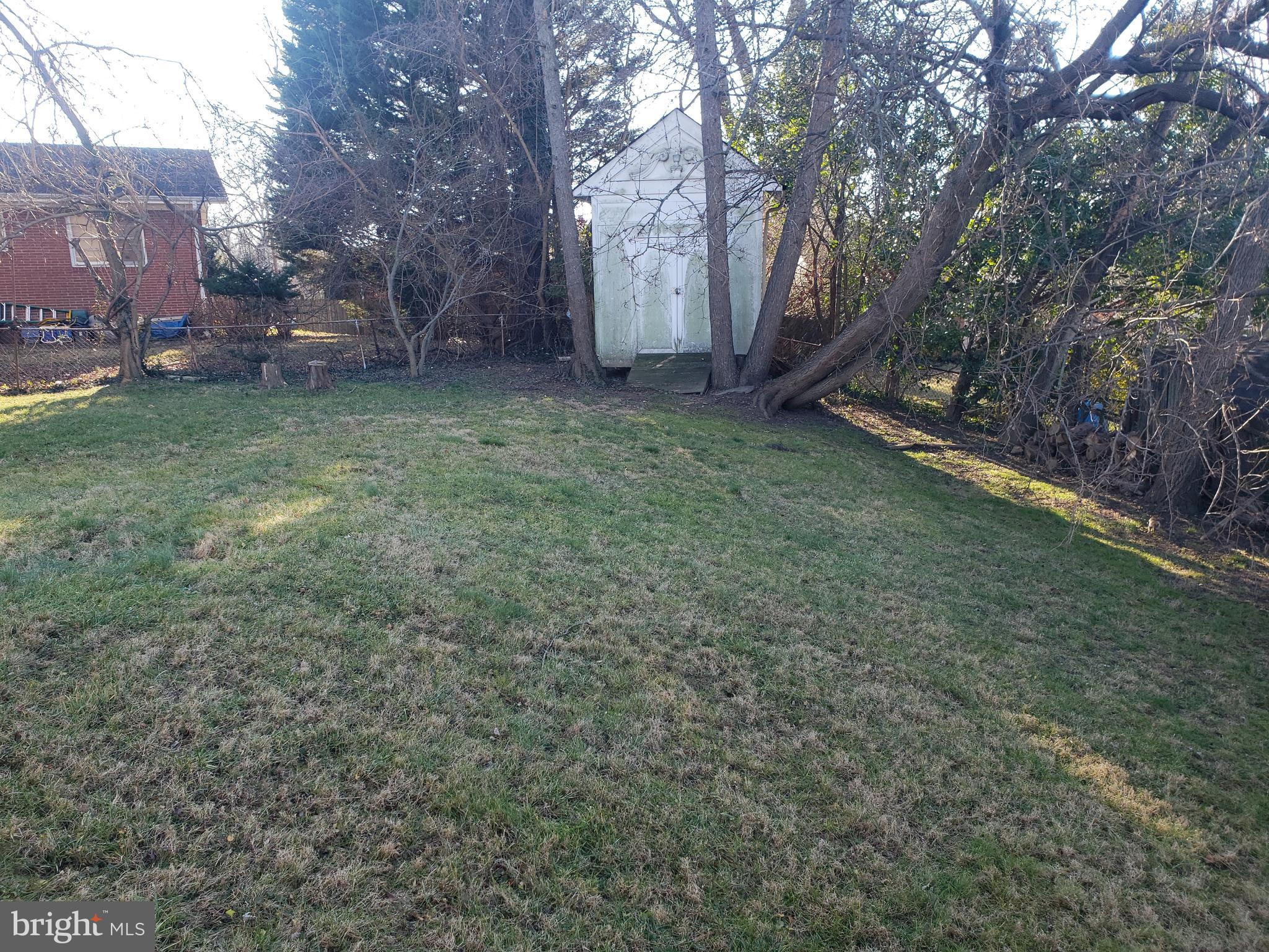 BROOKHAVEN - Residential Lease