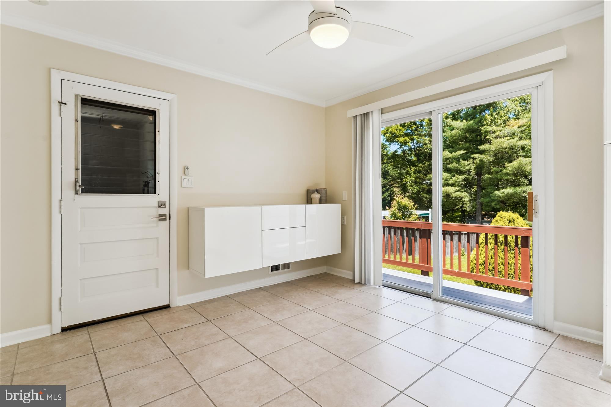 REGENCY ESTATES - Residential