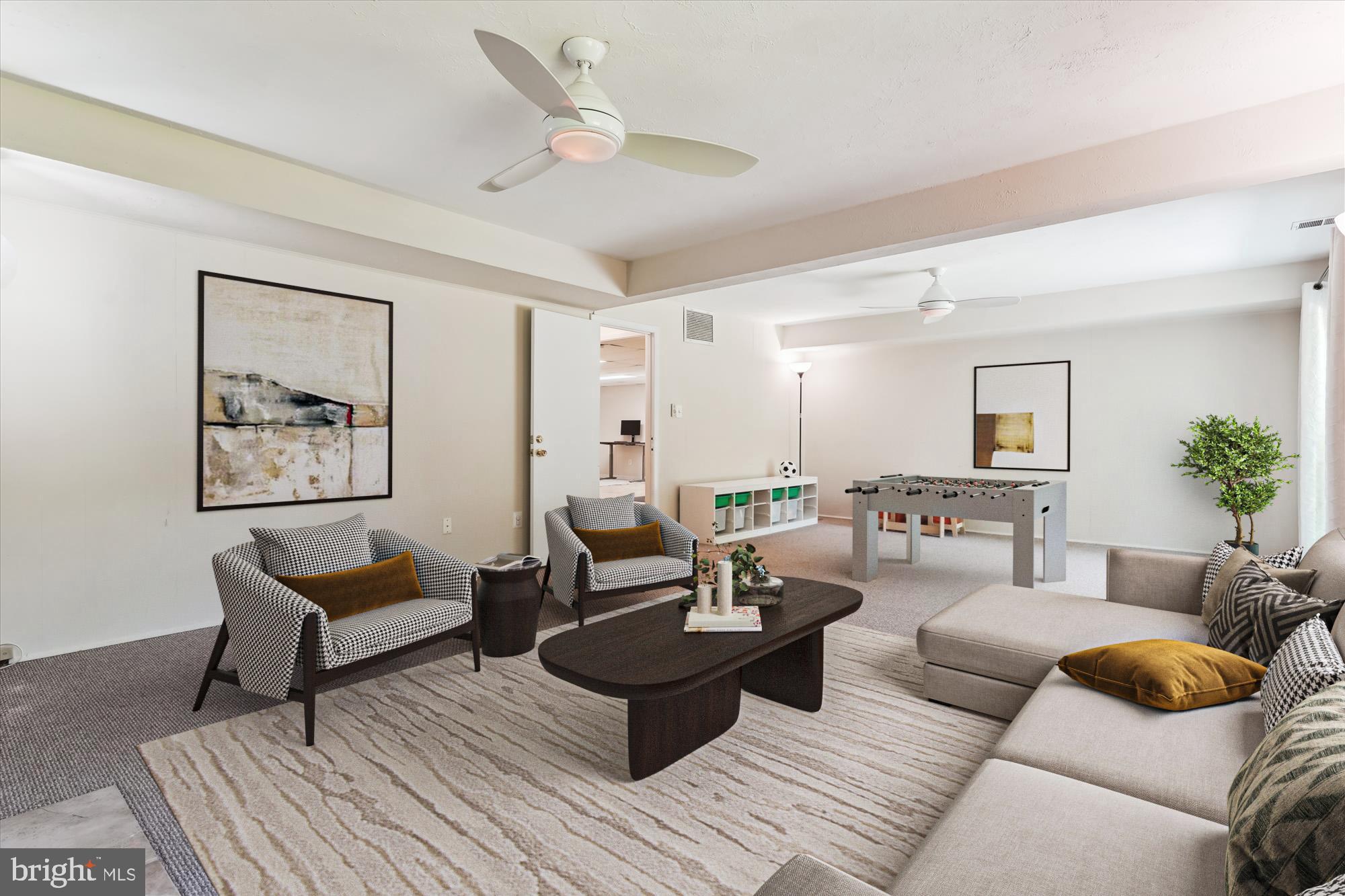 REGENCY ESTATES - Residential