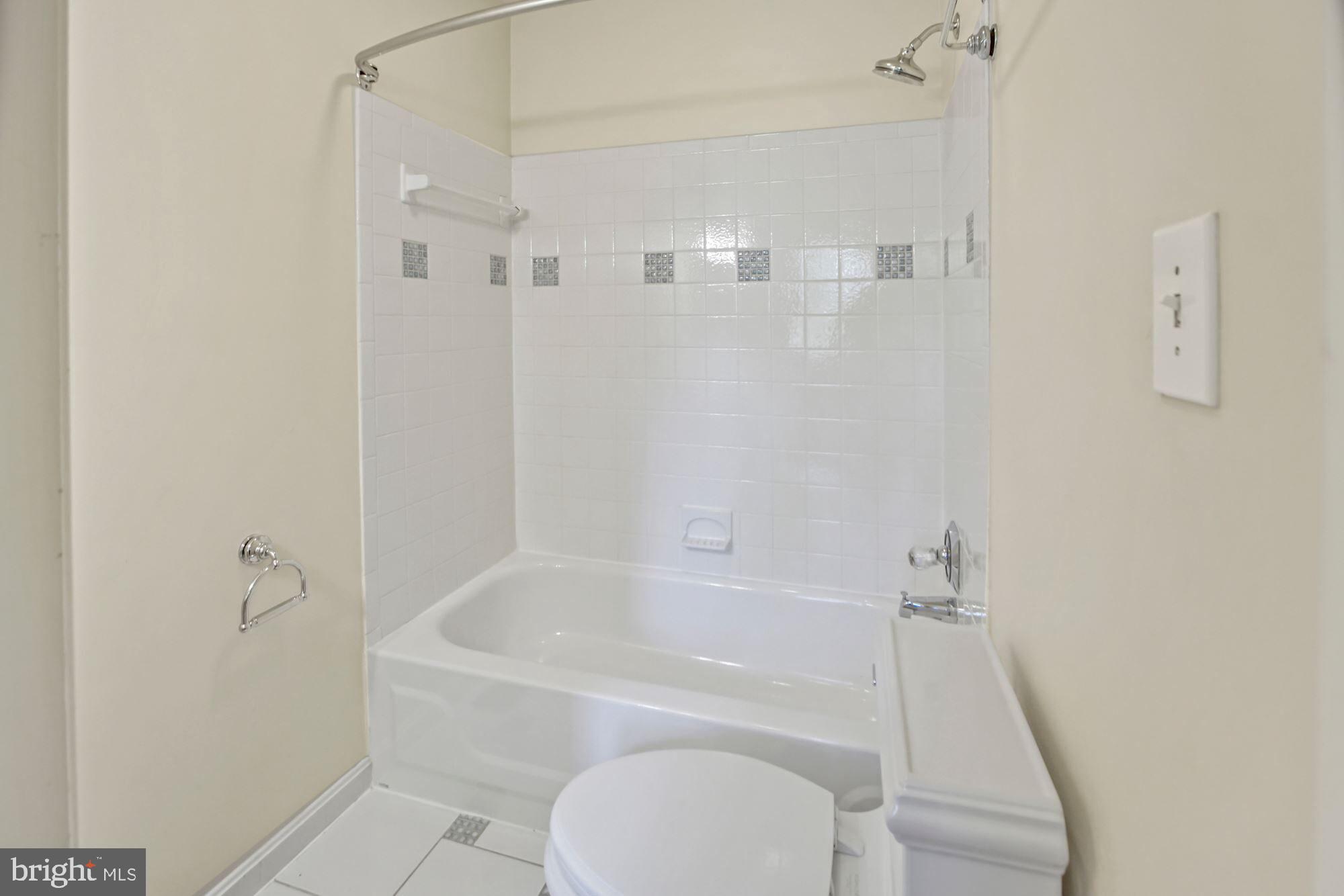 CHEVY CHASE - Residential Lease